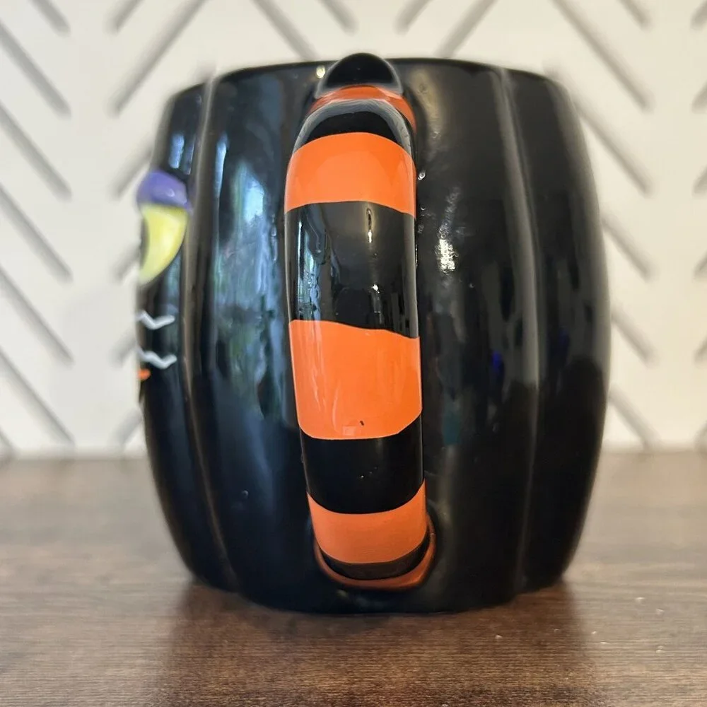 Cracker Barrel Black Cat Pumpkin Shaped Ceramic Mug 16oz Halloween Themed